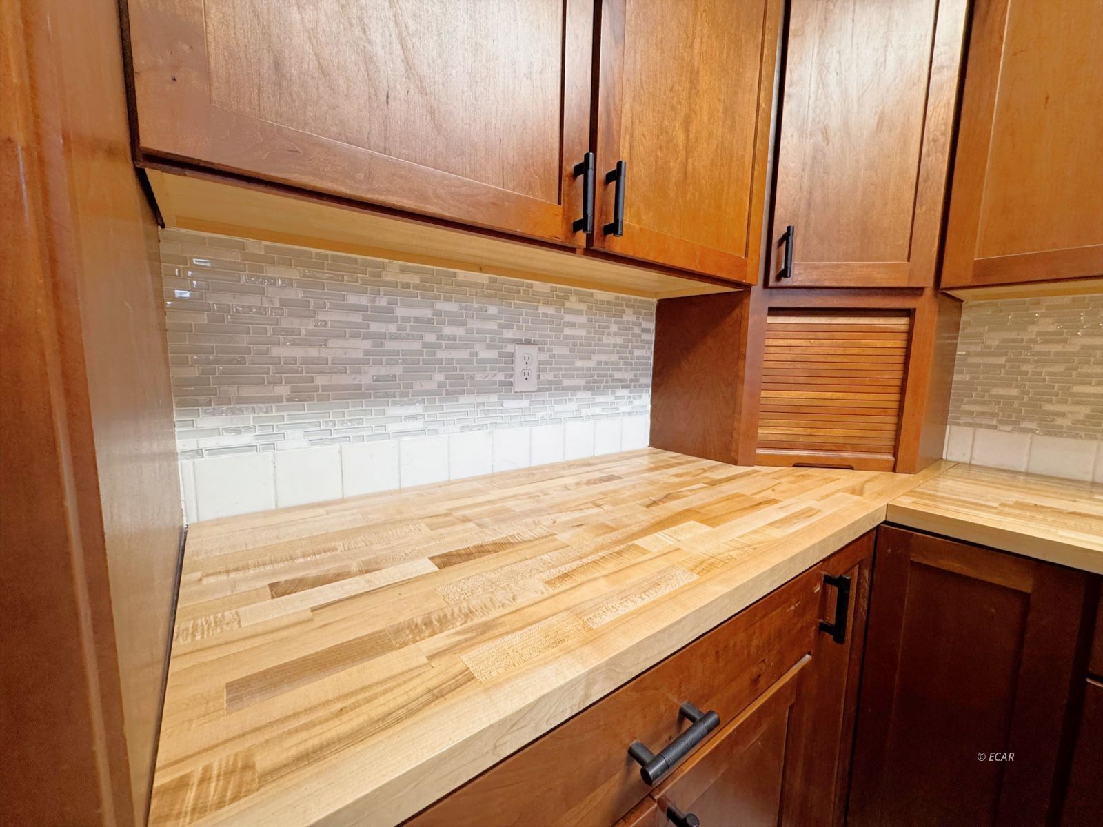 614 Fir Street Property Photo 10