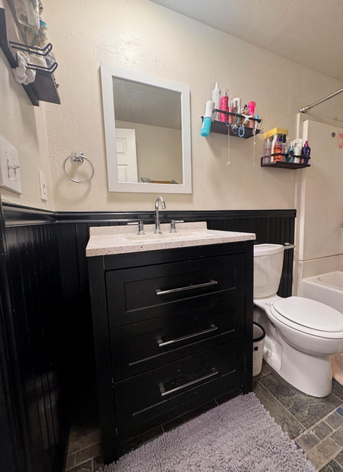 614 Fir Street Property Photo 27