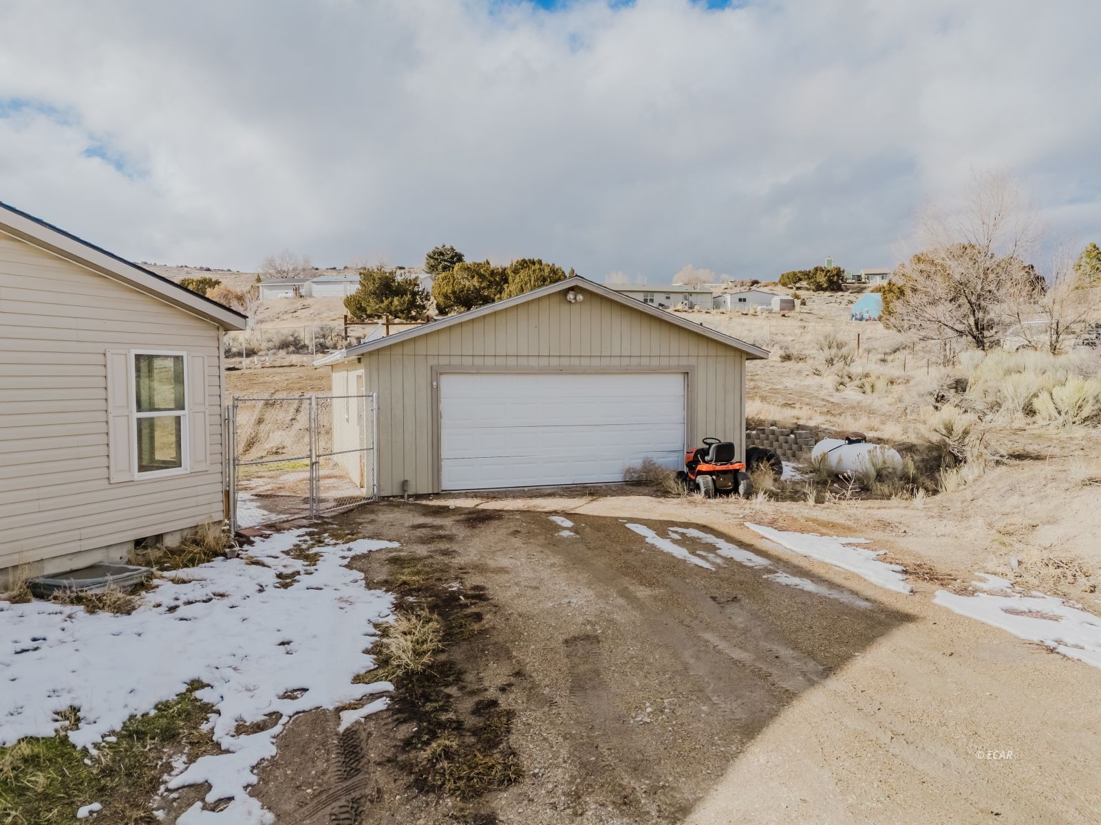 705 Hayland Drive Property Photo 5