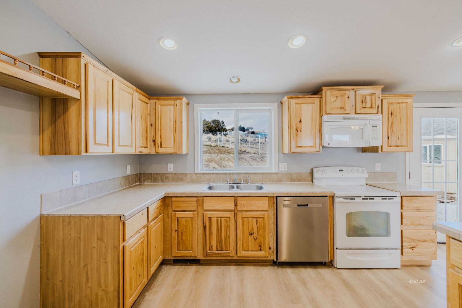 705 Hayland Drive Property Photo 17