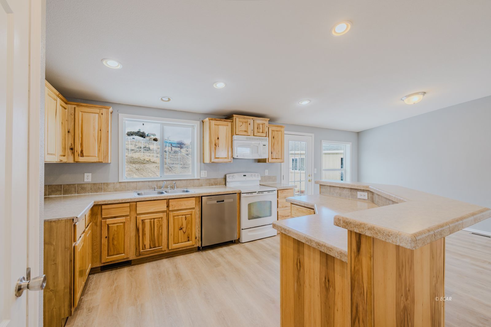 705 Hayland Drive Property Photo 18