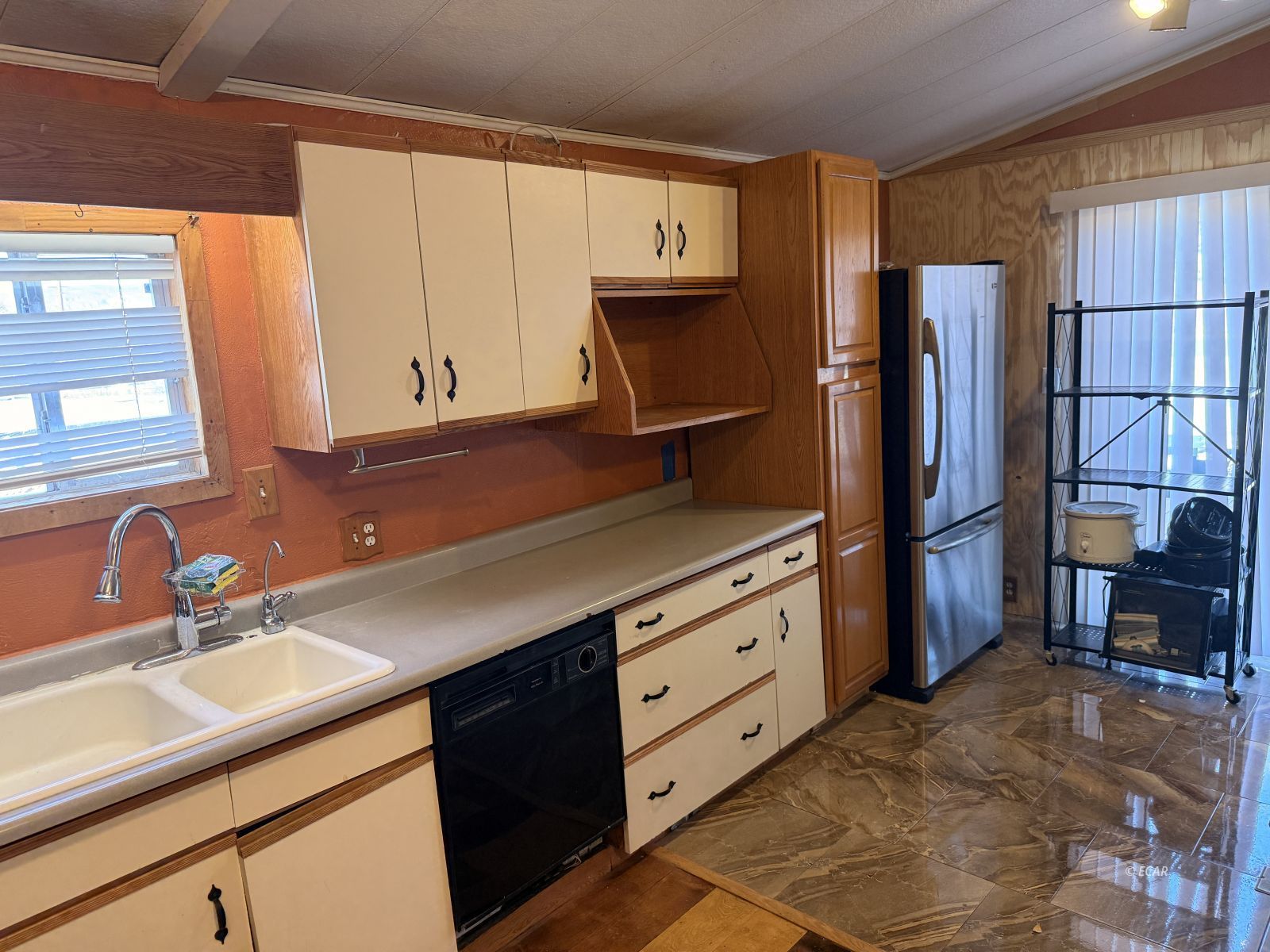 132 Broadway Street Property Photo 8