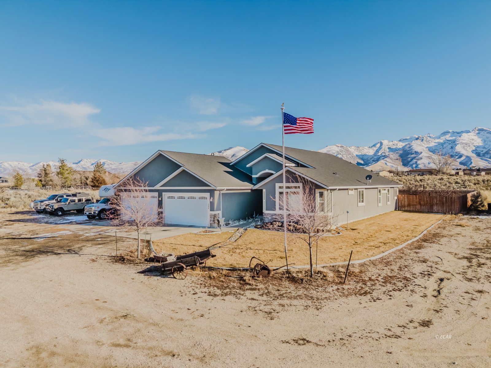 584 Thistle Drive Property Photo 4