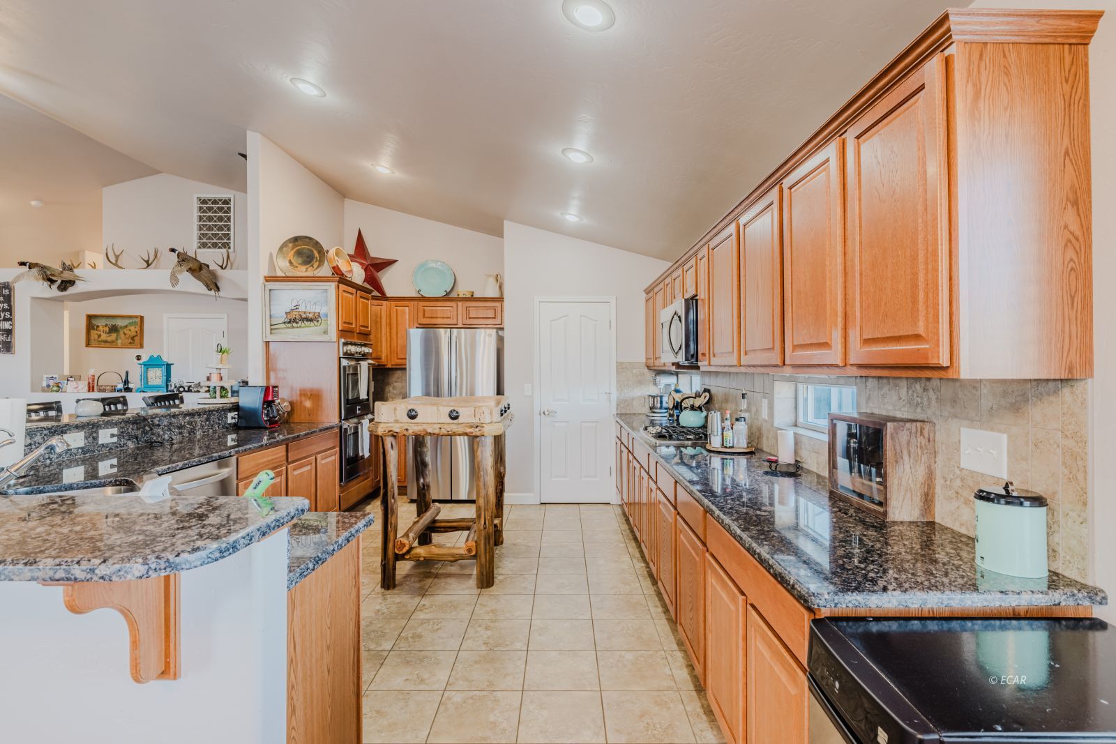 584 Thistle Drive Property Photo 14