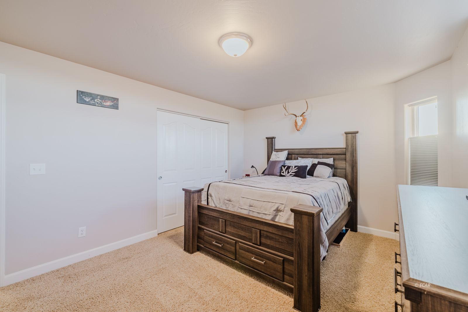 584 Thistle Drive Property Photo 27