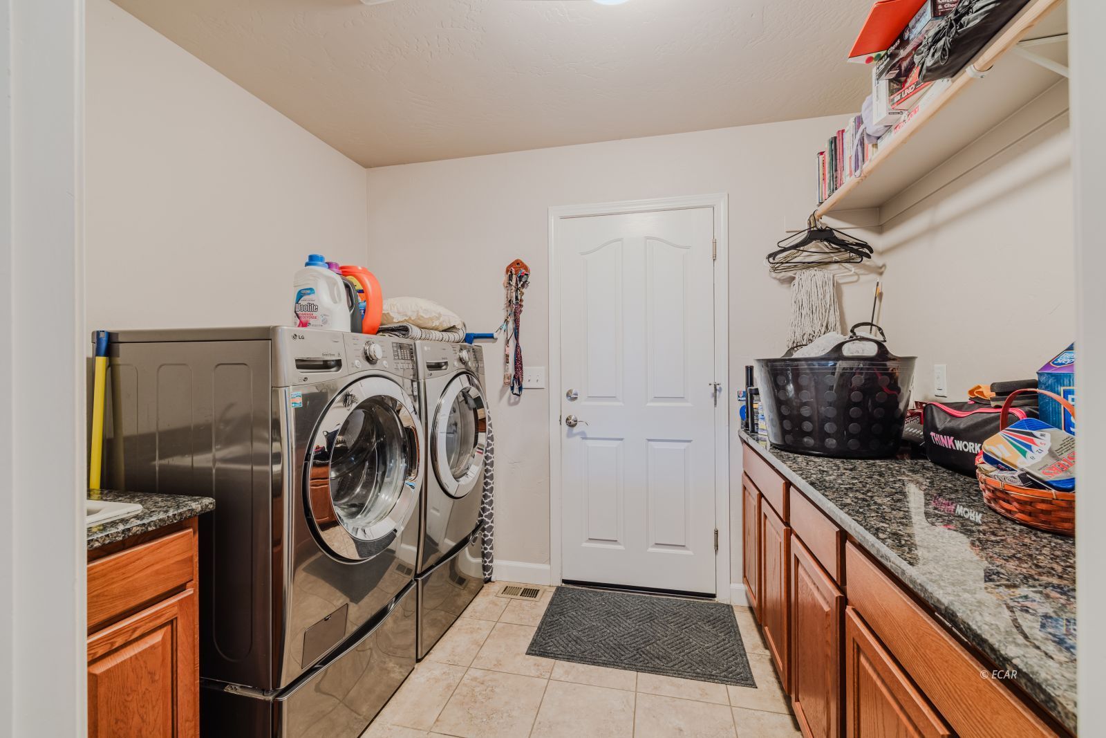 584 Thistle Drive Property Photo 33