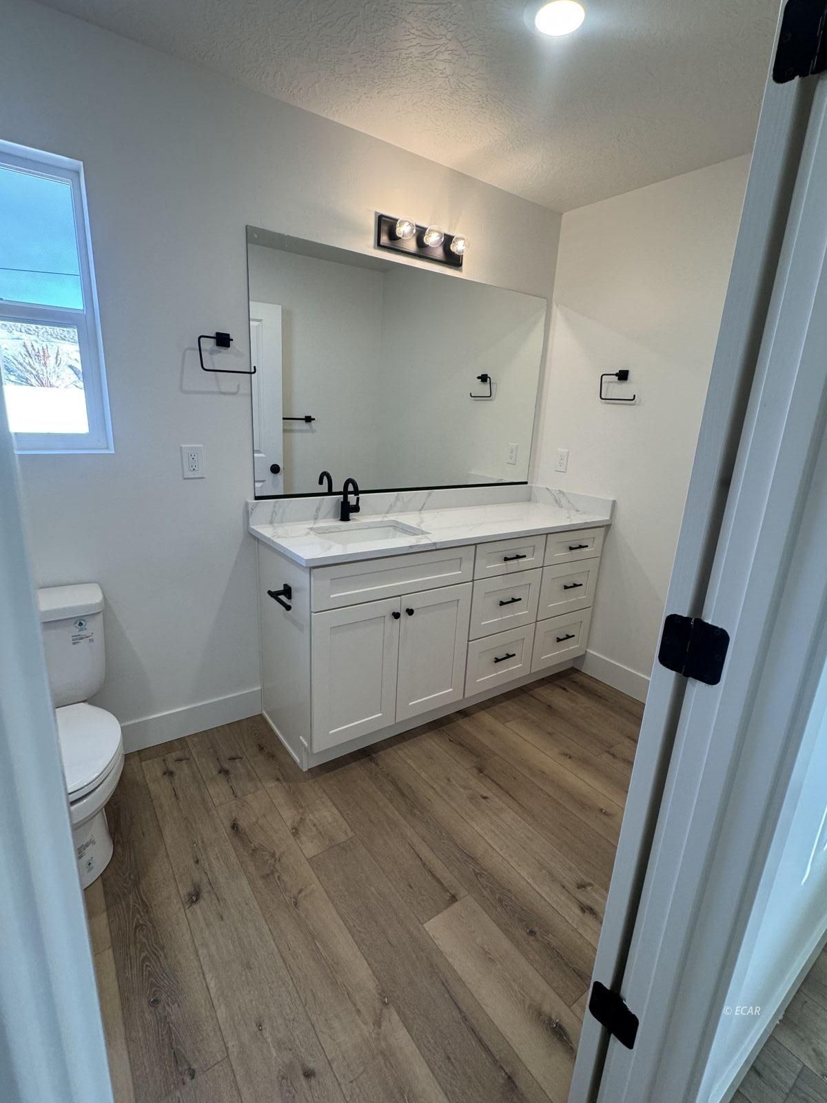 1270 Primrose Lane Property Photo 12