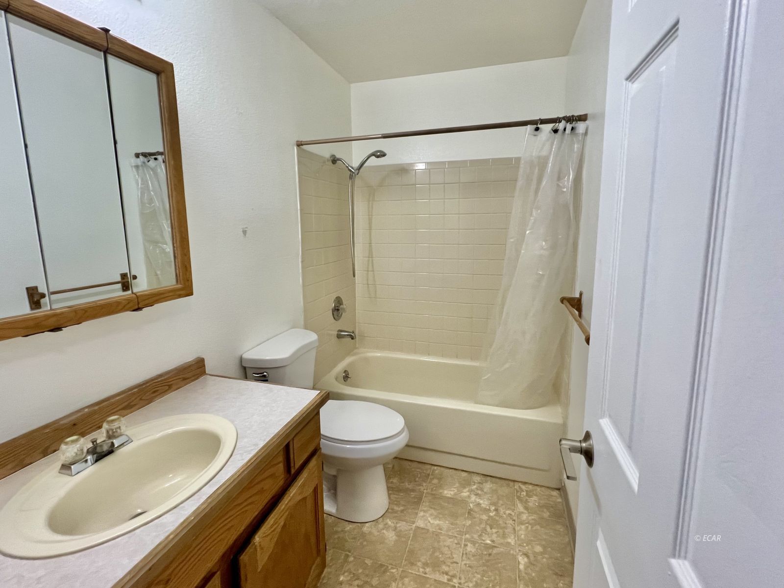 647 Abarr Drive Property Photo 8