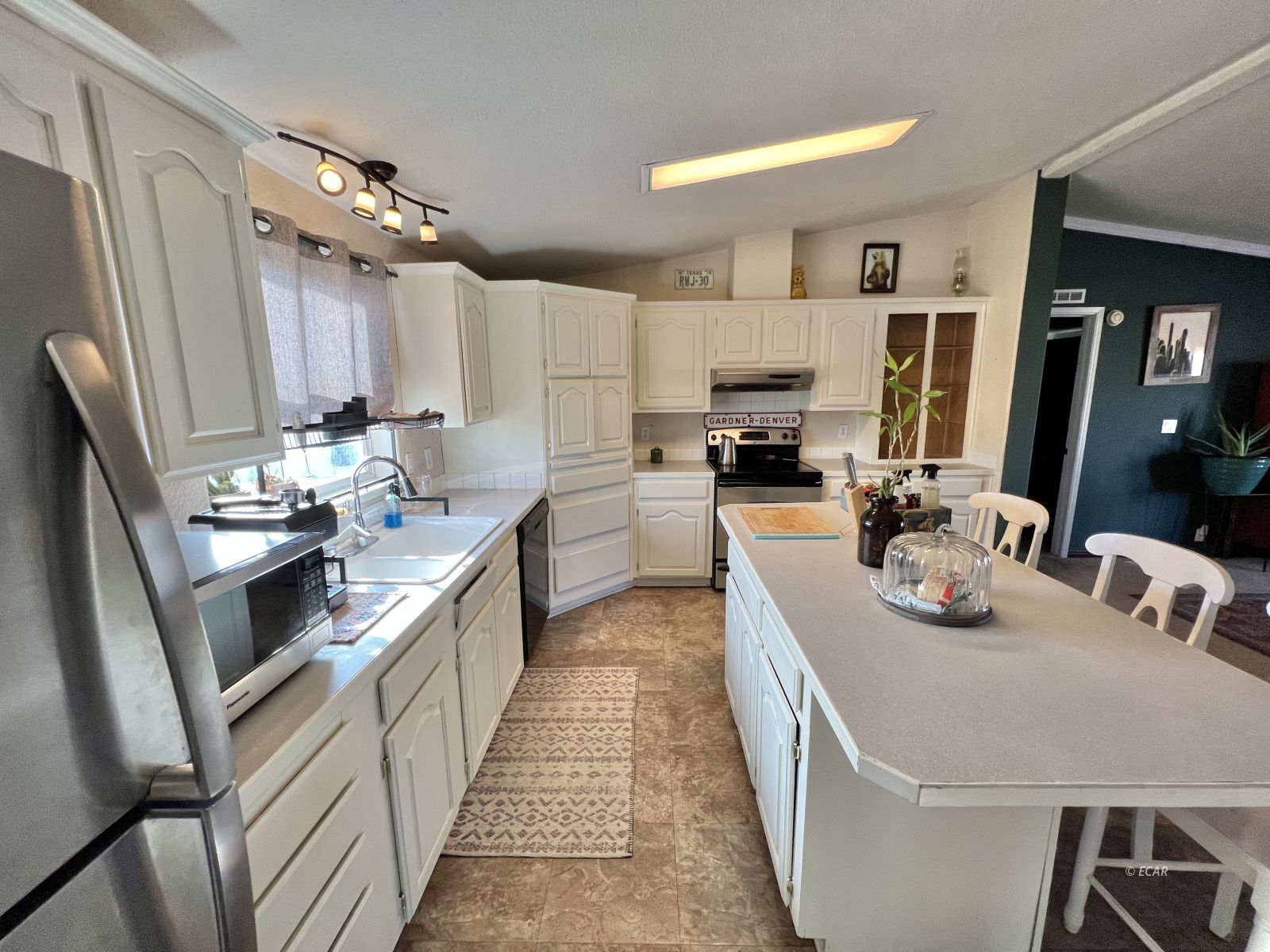 466 Brent Drive Property Photo 15