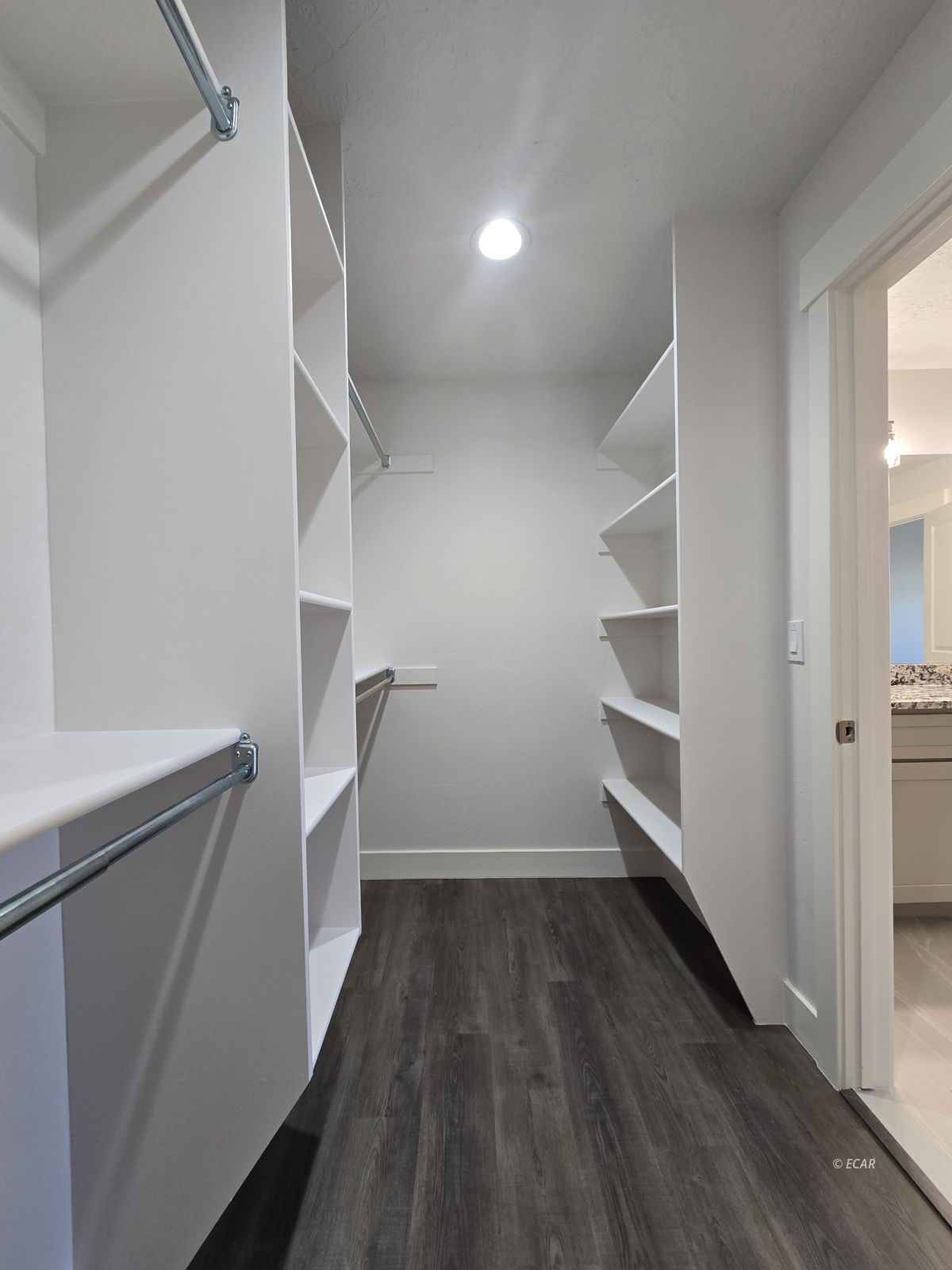 208 Spring Creek Parkway Property Photo 14