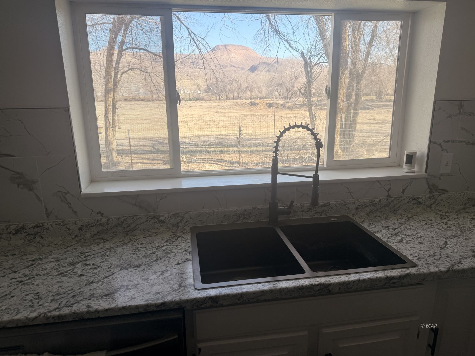 376 N Main Street Property Photo 7