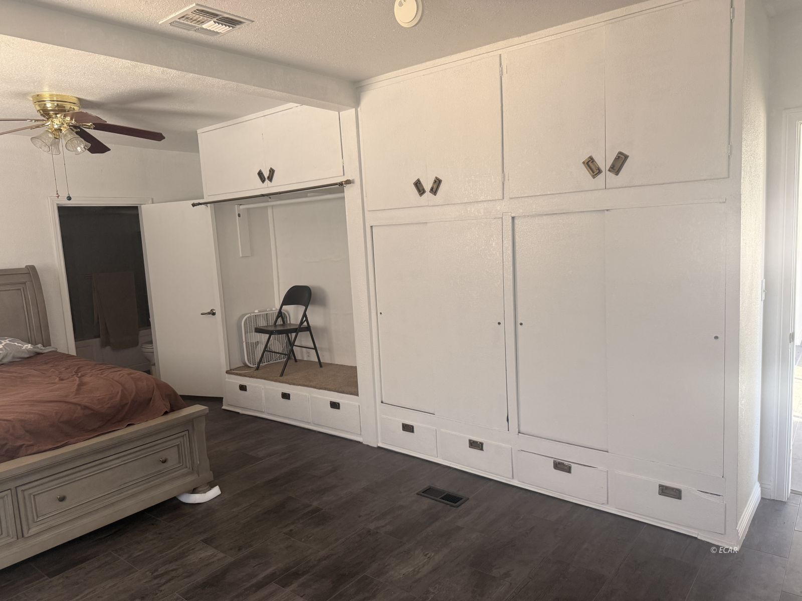 376 N Main Street Property Photo 18