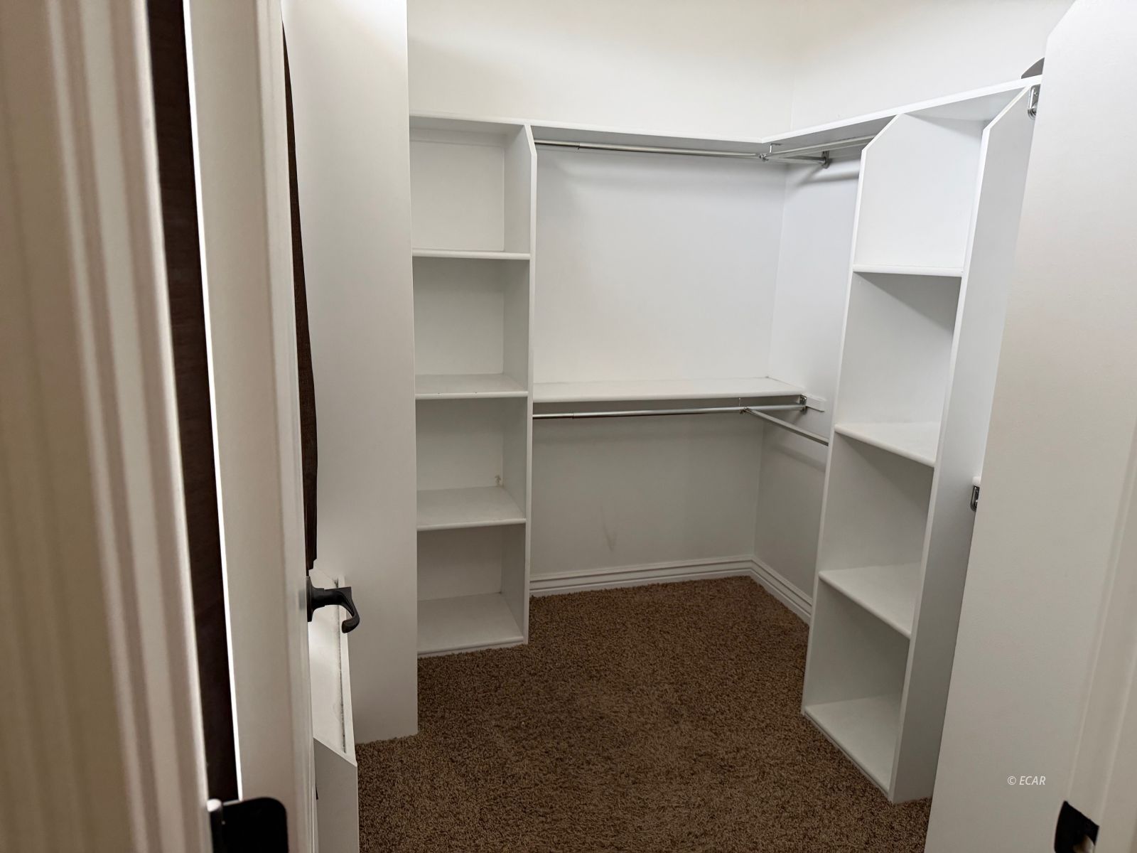 709 Parkridge Parkway Property Photo 8