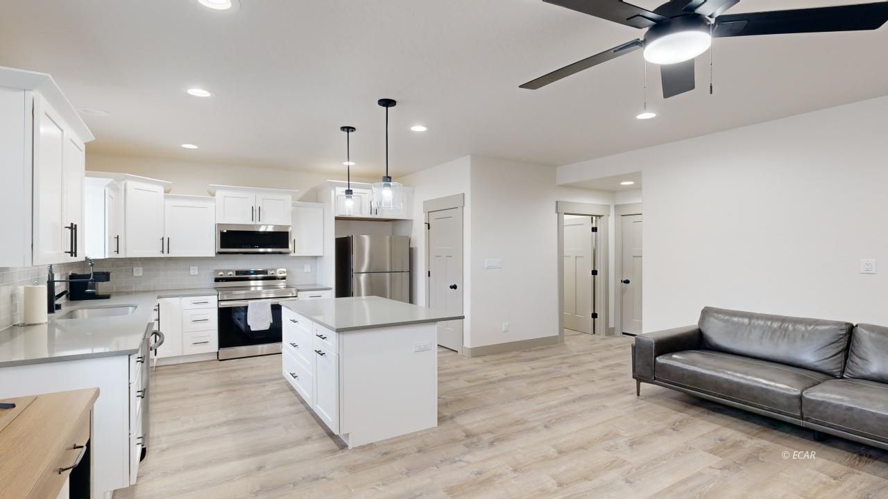 2427 N 5th Street Property Photo 7