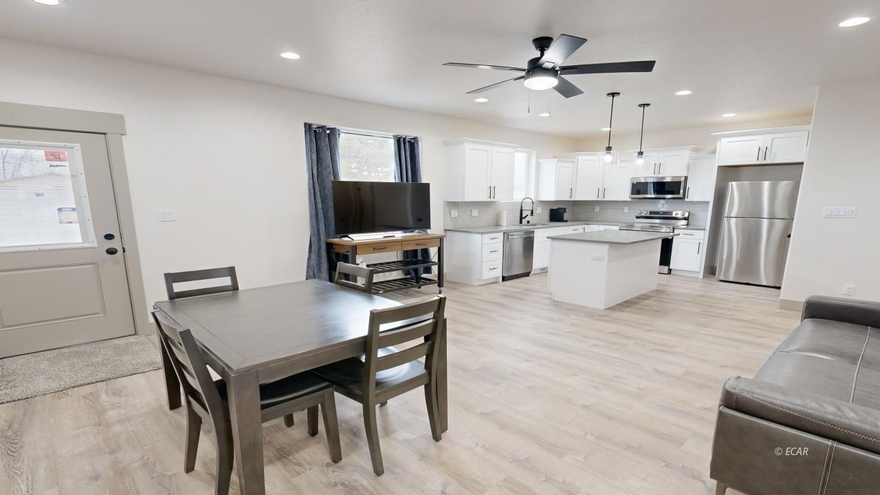 2427 N 5th Street Property Photo 11