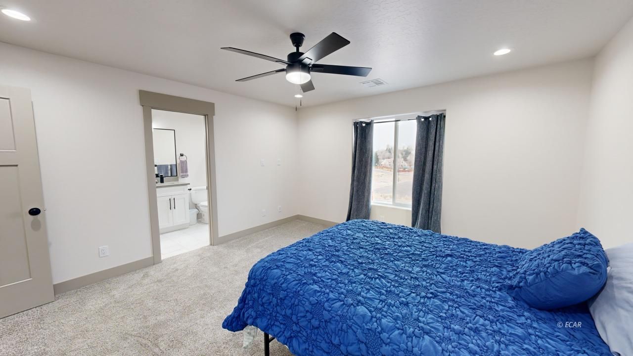 2427 N 5th Street Property Photo 20