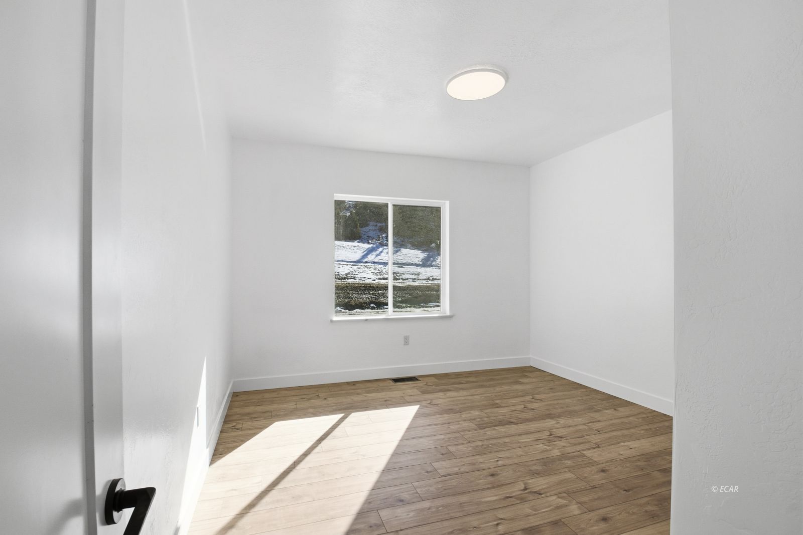 452 Country Club Plaza Property Photo 19