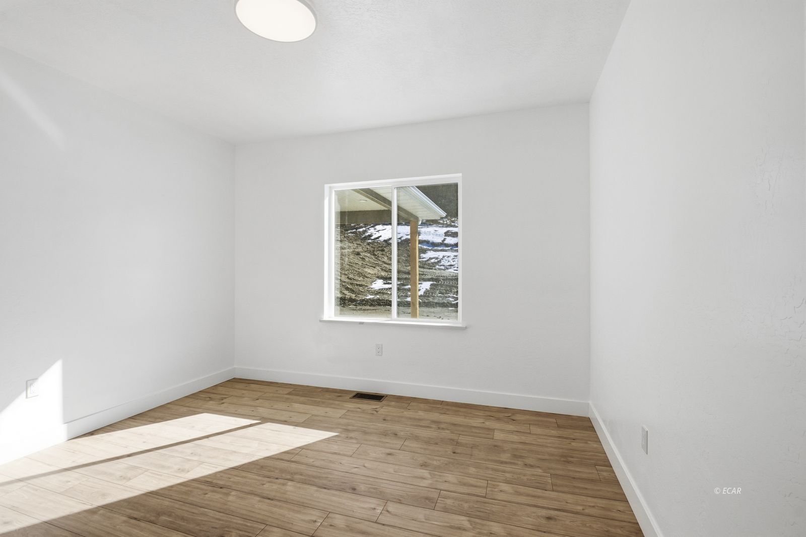 452 Country Club Plaza Property Photo 22