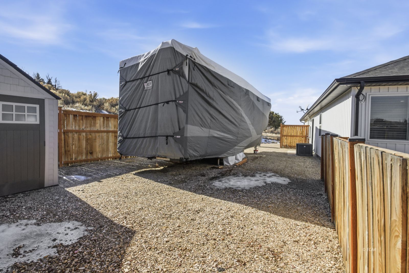 410 Edgebrook Lane Property Photo 25