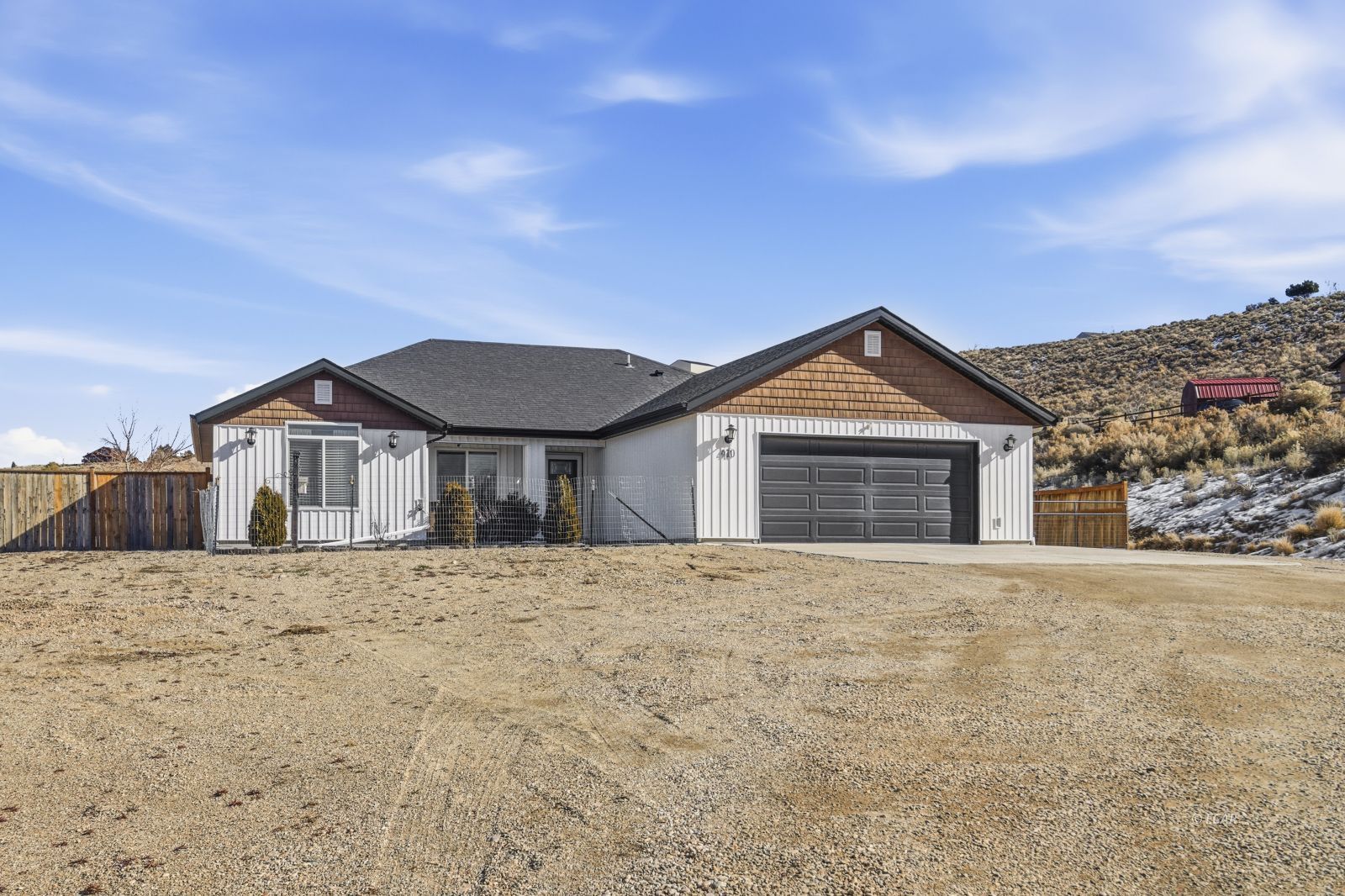 410 Edgebrook Lane Property Photo 27