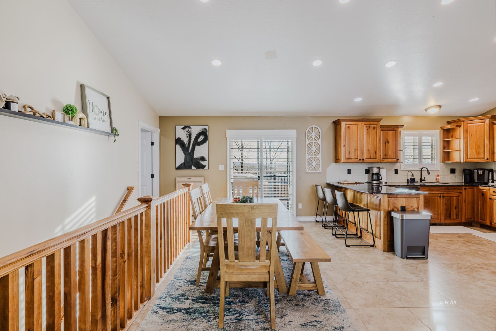 598 Palace Parkway Property Photo 9