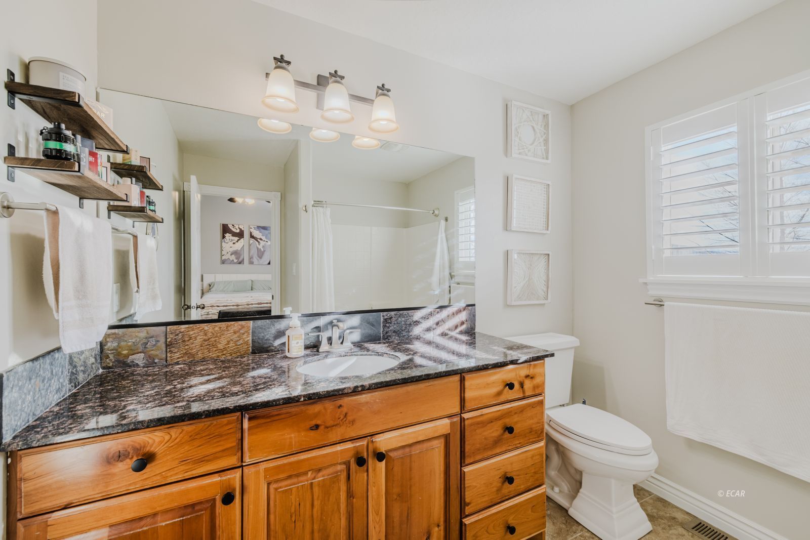 598 Palace Parkway Property Photo 23