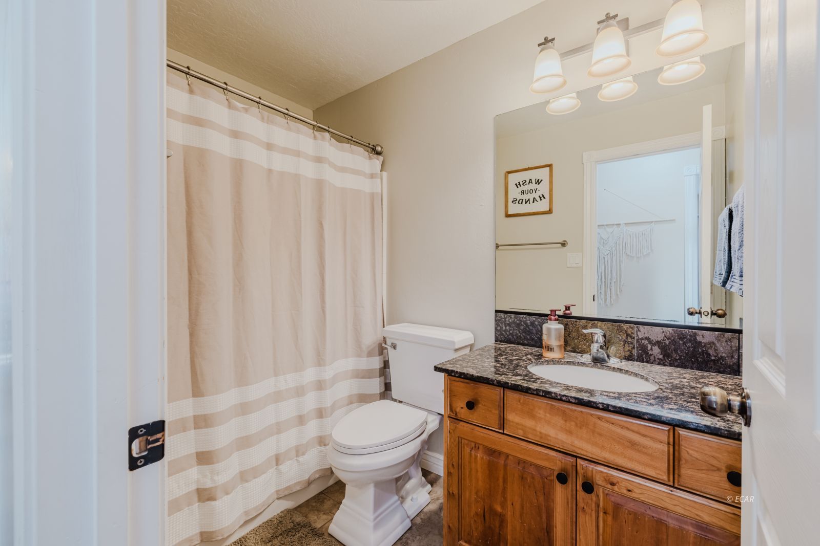 598 Palace Parkway Property Photo 28