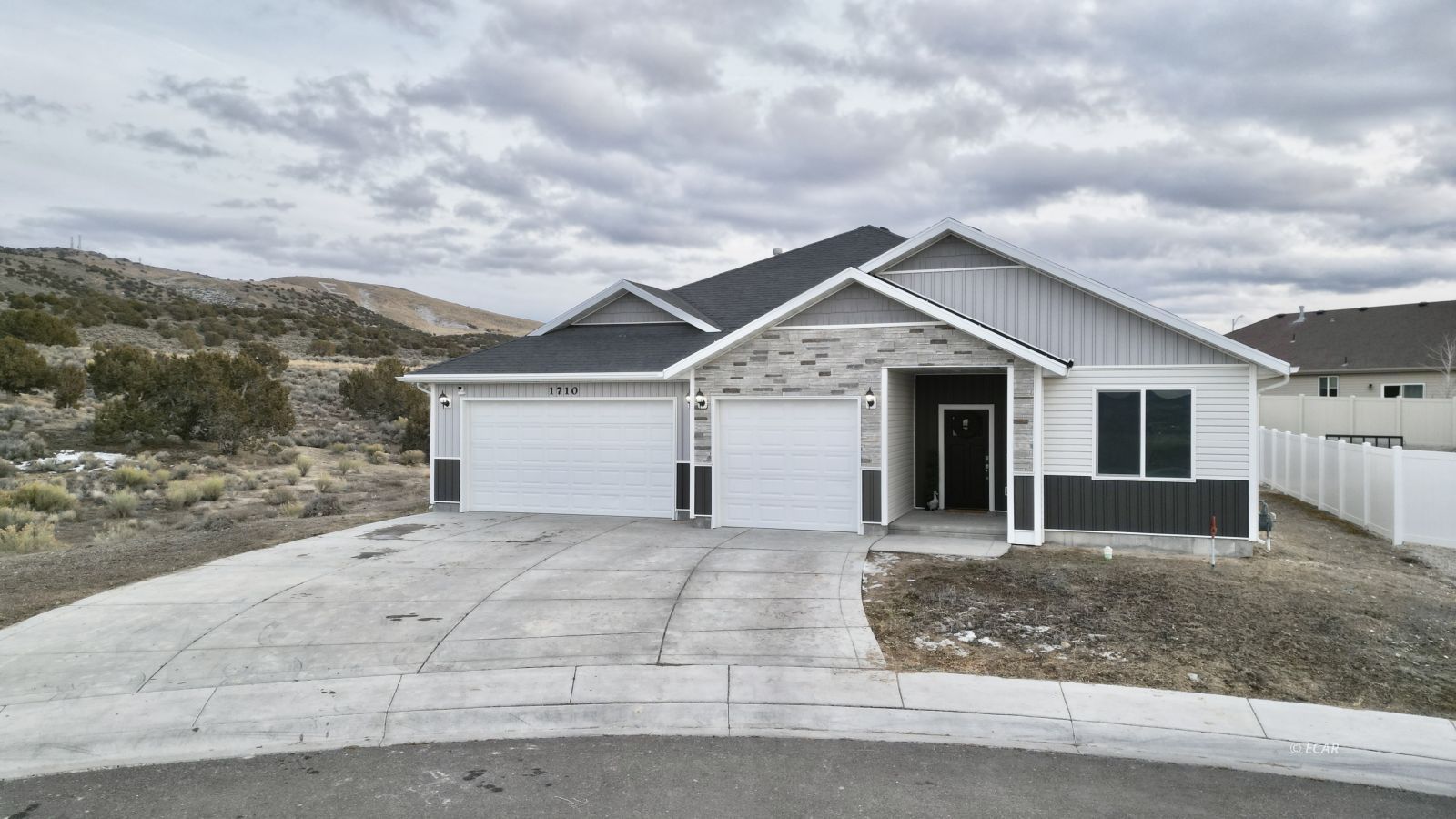 1710 Partridge Drive Property Photo 2