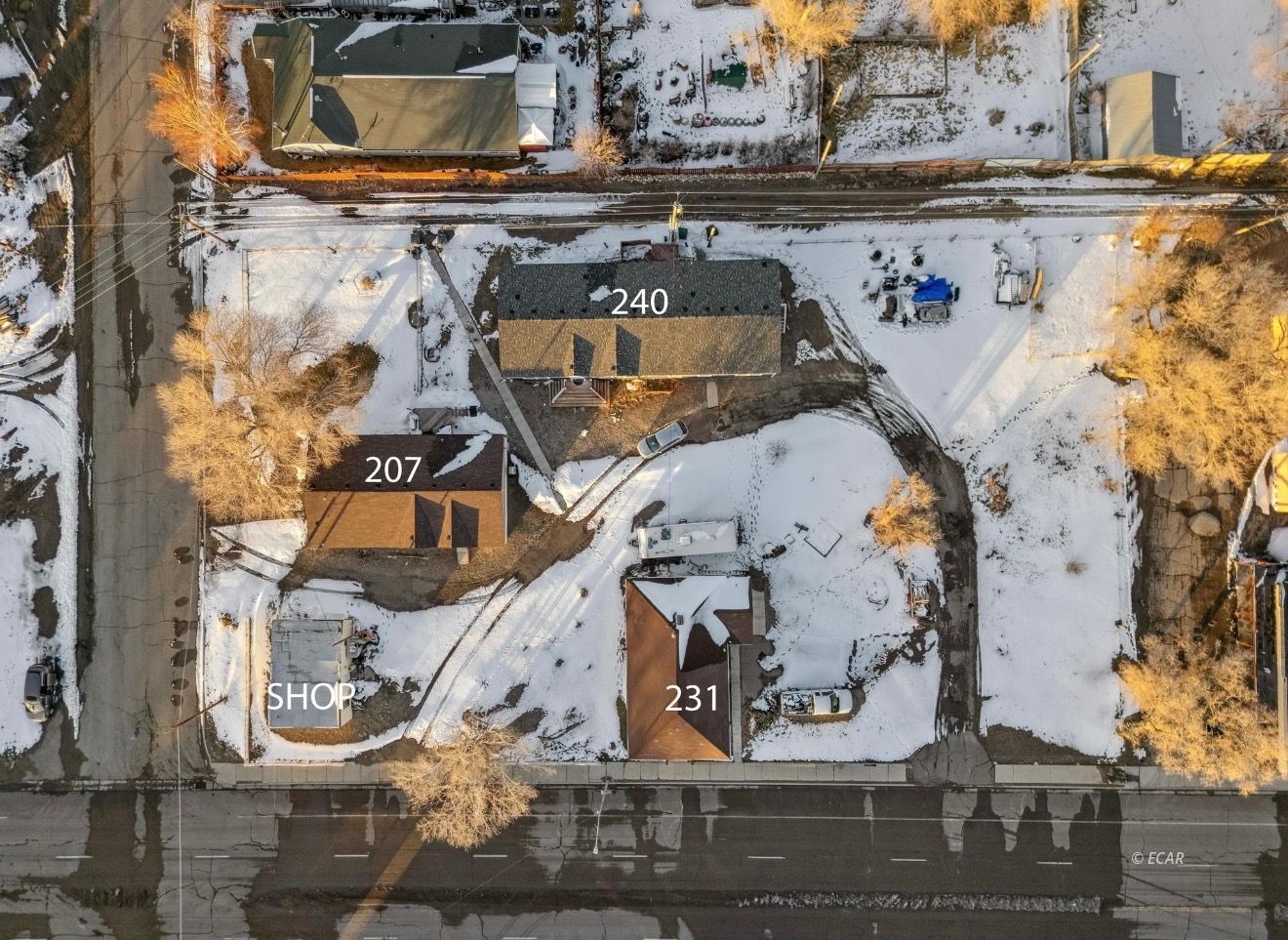 231 6th. Street Property Photo 1