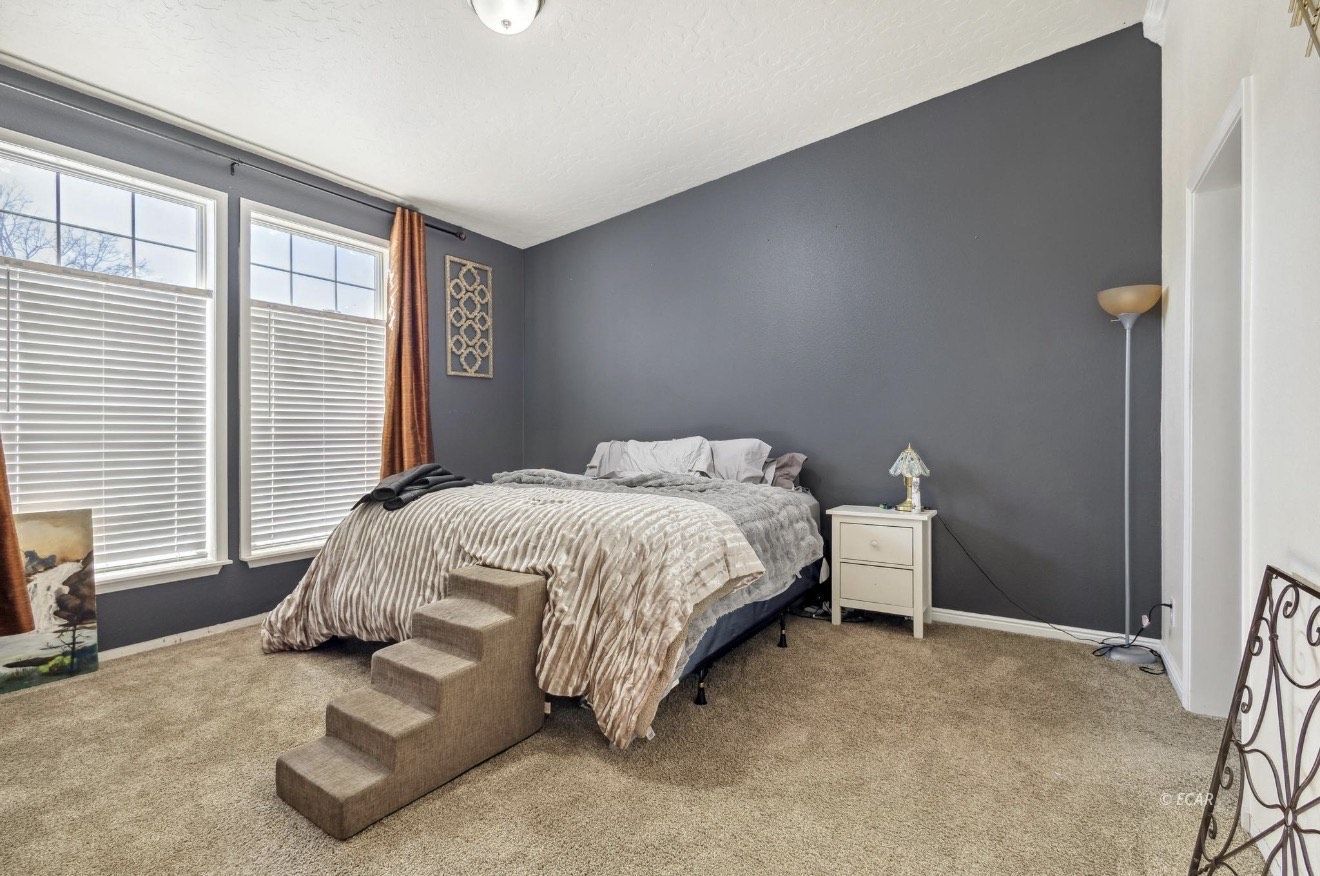 231 6th. Street Property Photo 14