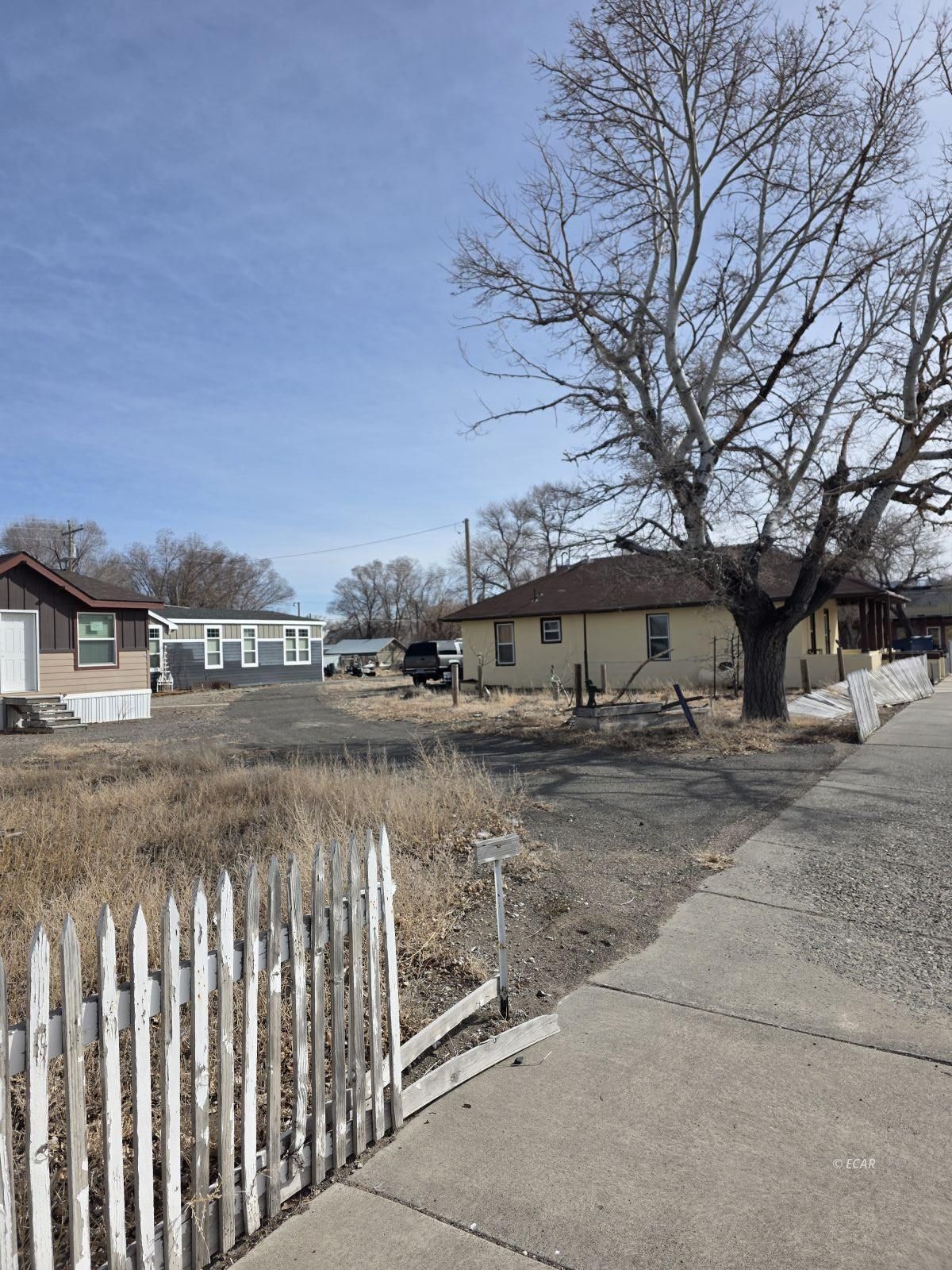 231 6th. Street Property Photo 27