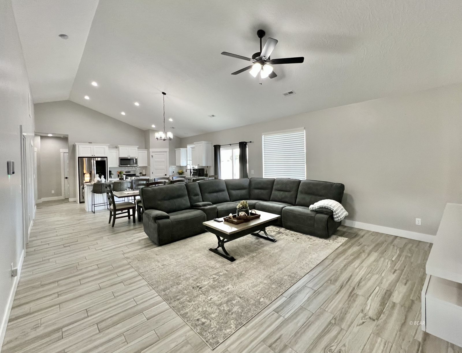 1940 Elkhorn Circle Property Photo 5