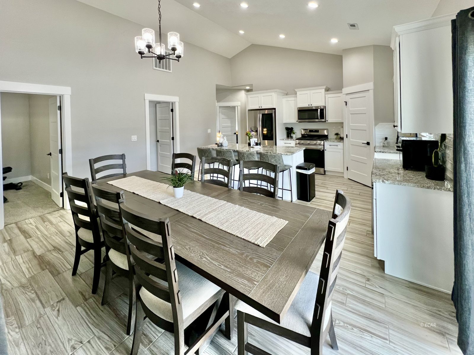 1940 Elkhorn Circle Property Photo 8