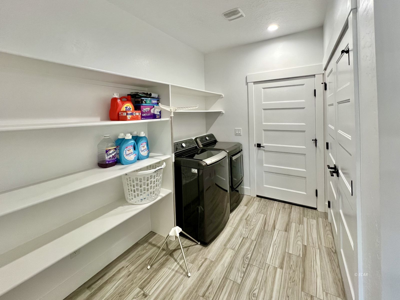 1940 Elkhorn Circle Property Photo 14