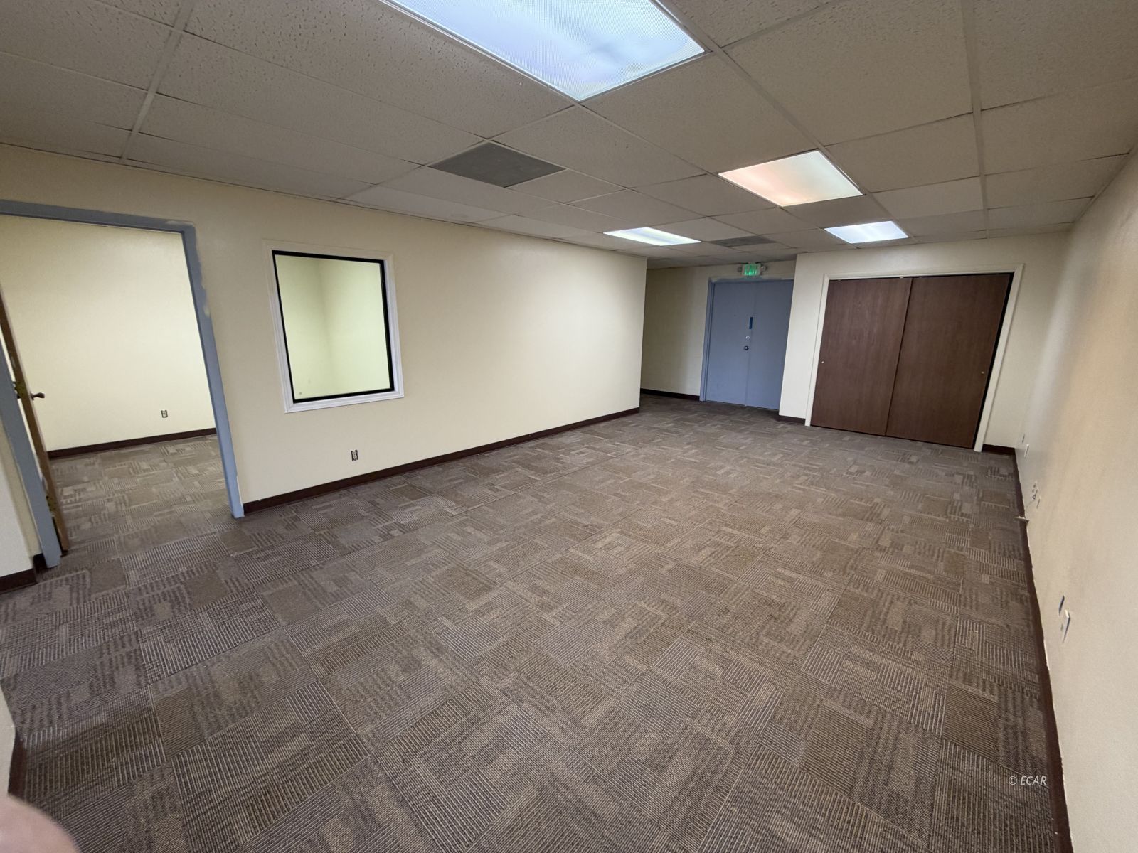 102 2363 N 5th Street Property Photo 2