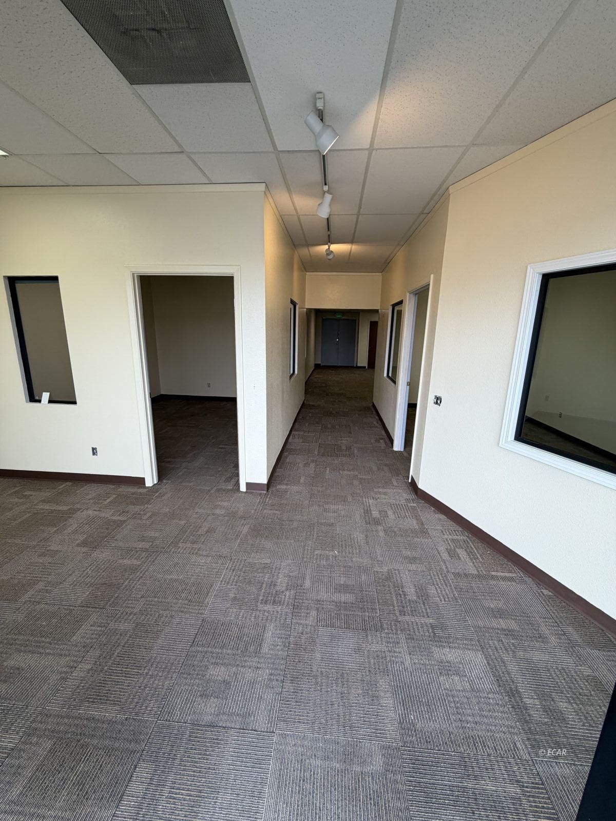 102 2363 N 5th Street Property Photo 4