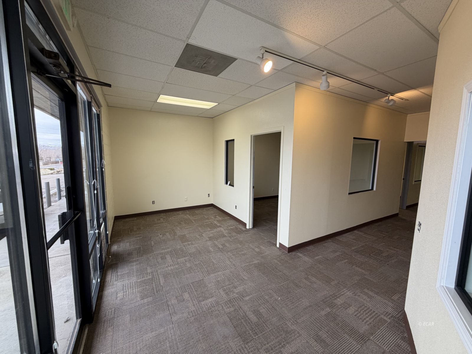 102 2363 N 5th Street Property Photo 5