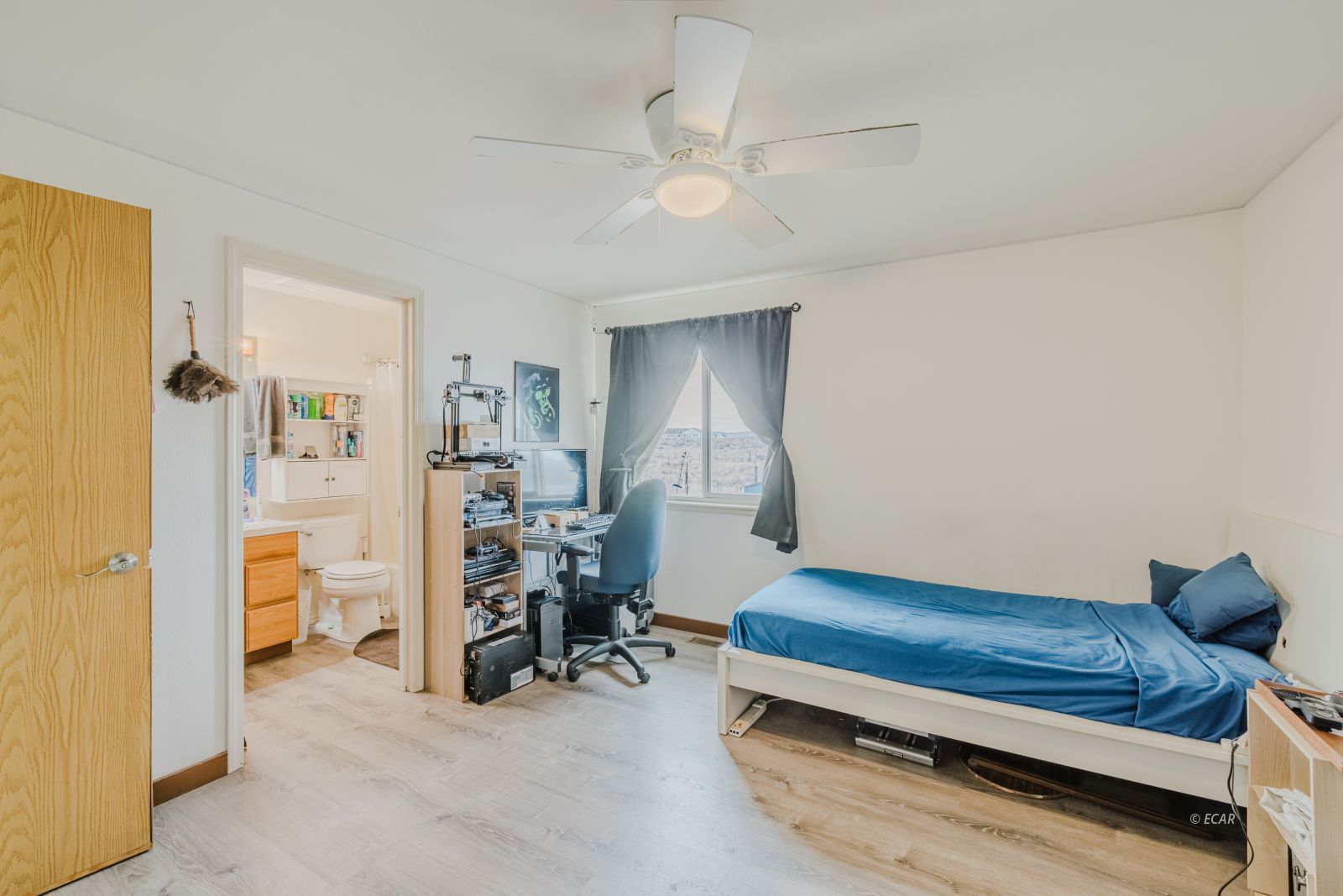 229 Glenvista Drive Property Photo 16