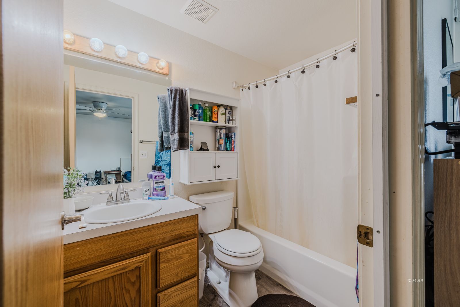 229 Glenvista Drive Property Photo 18