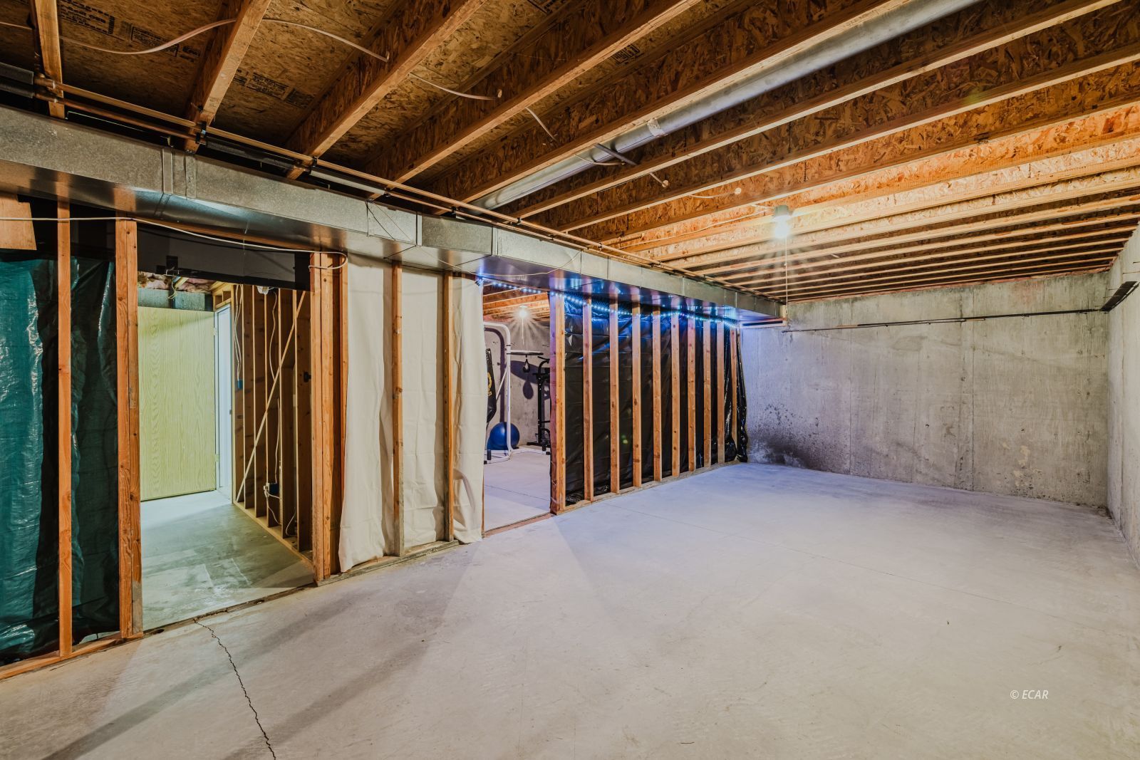 229 Glenvista Drive Property Photo 30