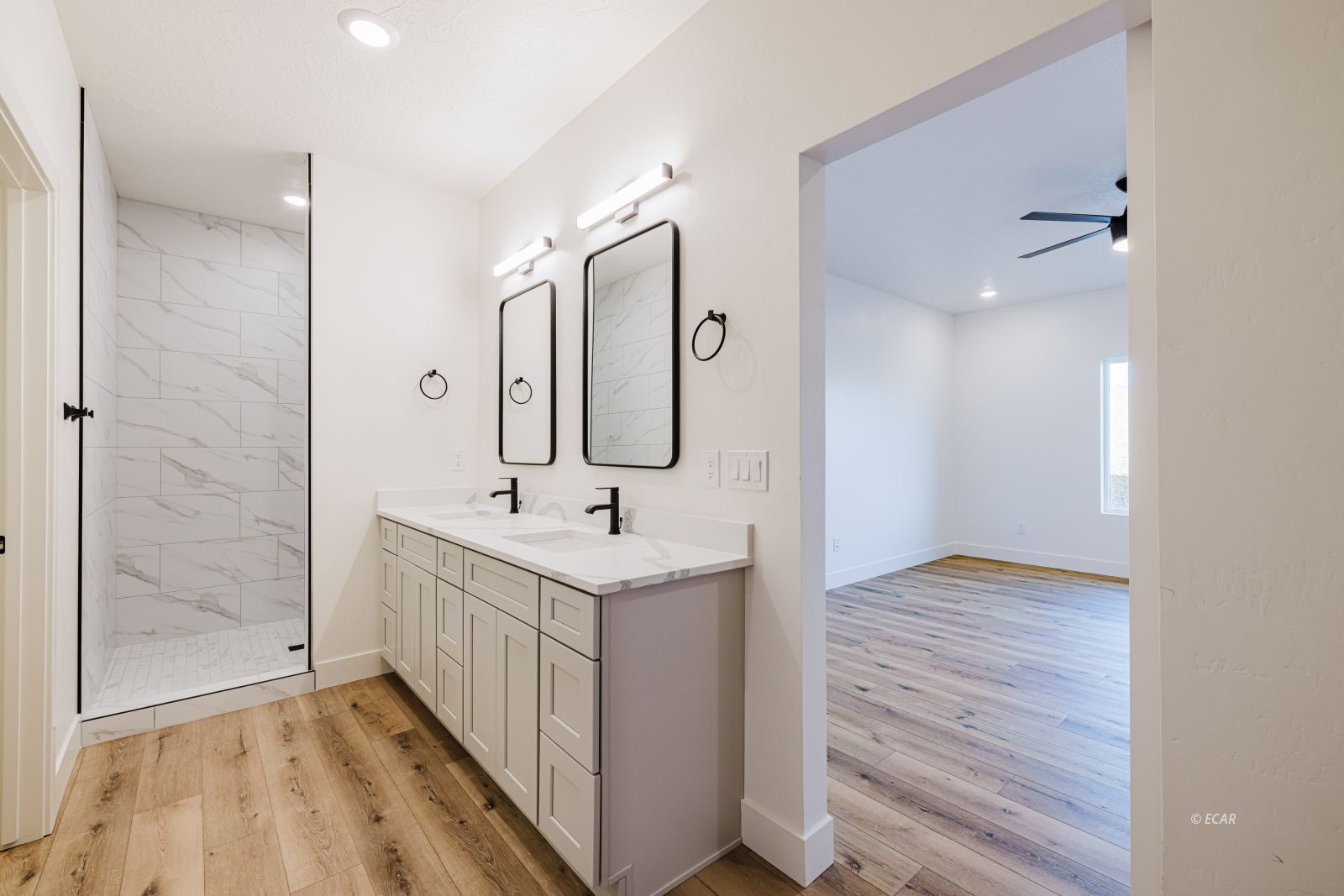 2946 Eleanor Court Property Photo 29