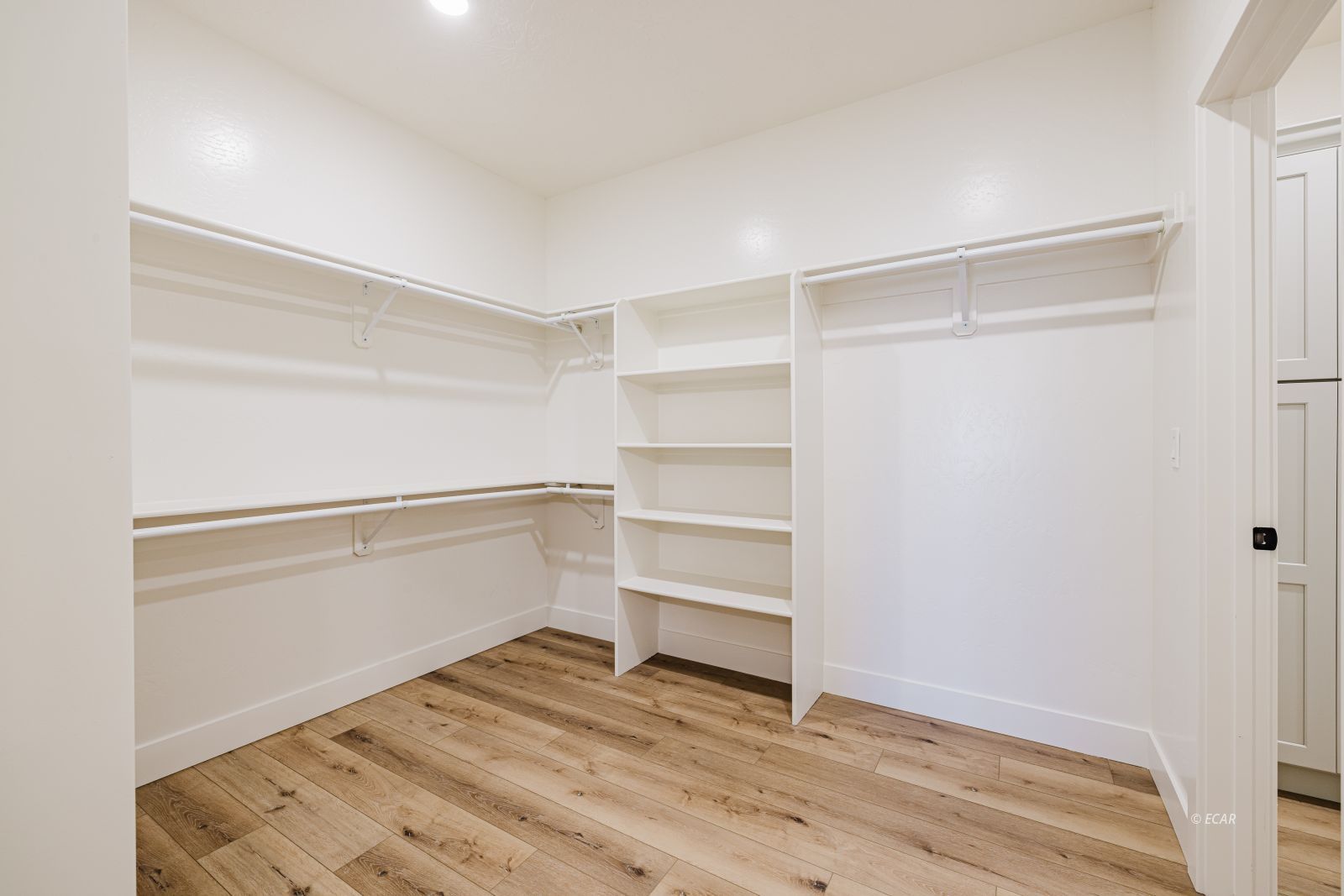 2946 Eleanor Court Property Photo 37