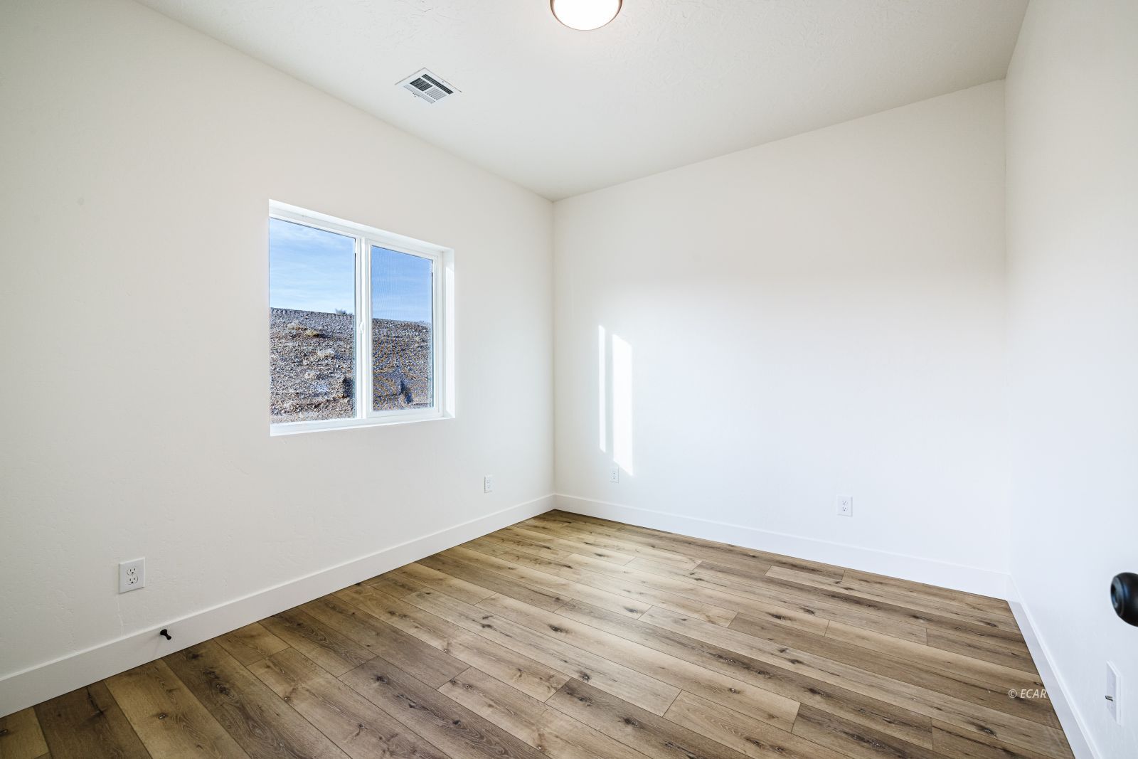 2946 Eleanor Court Property Photo 44