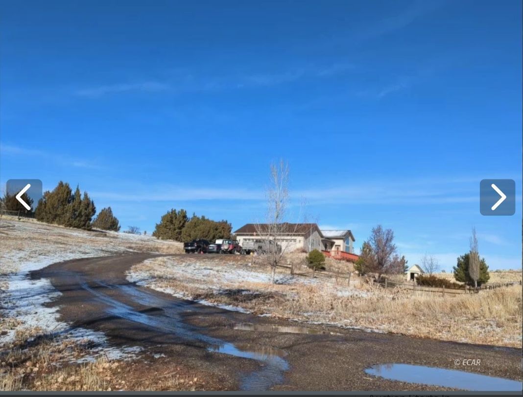 211 Greencrest Drive Property Photo 3