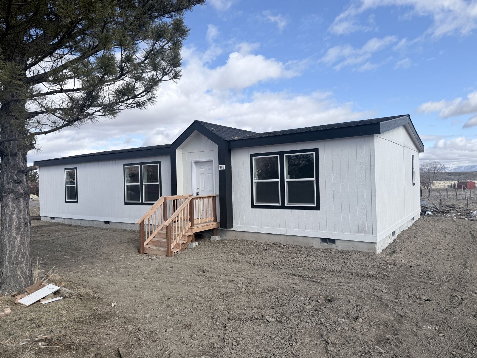 809 Spring Valley Parkway Property Photo 1