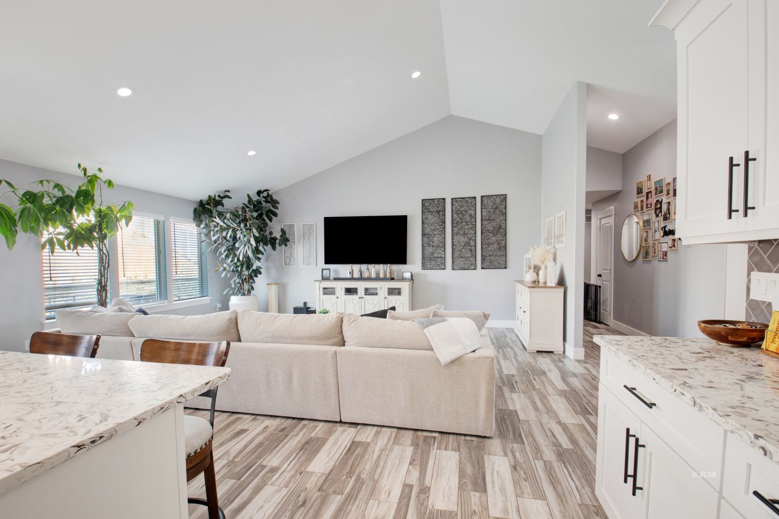 2057 Eagle Ridge Loop Property Photo 12