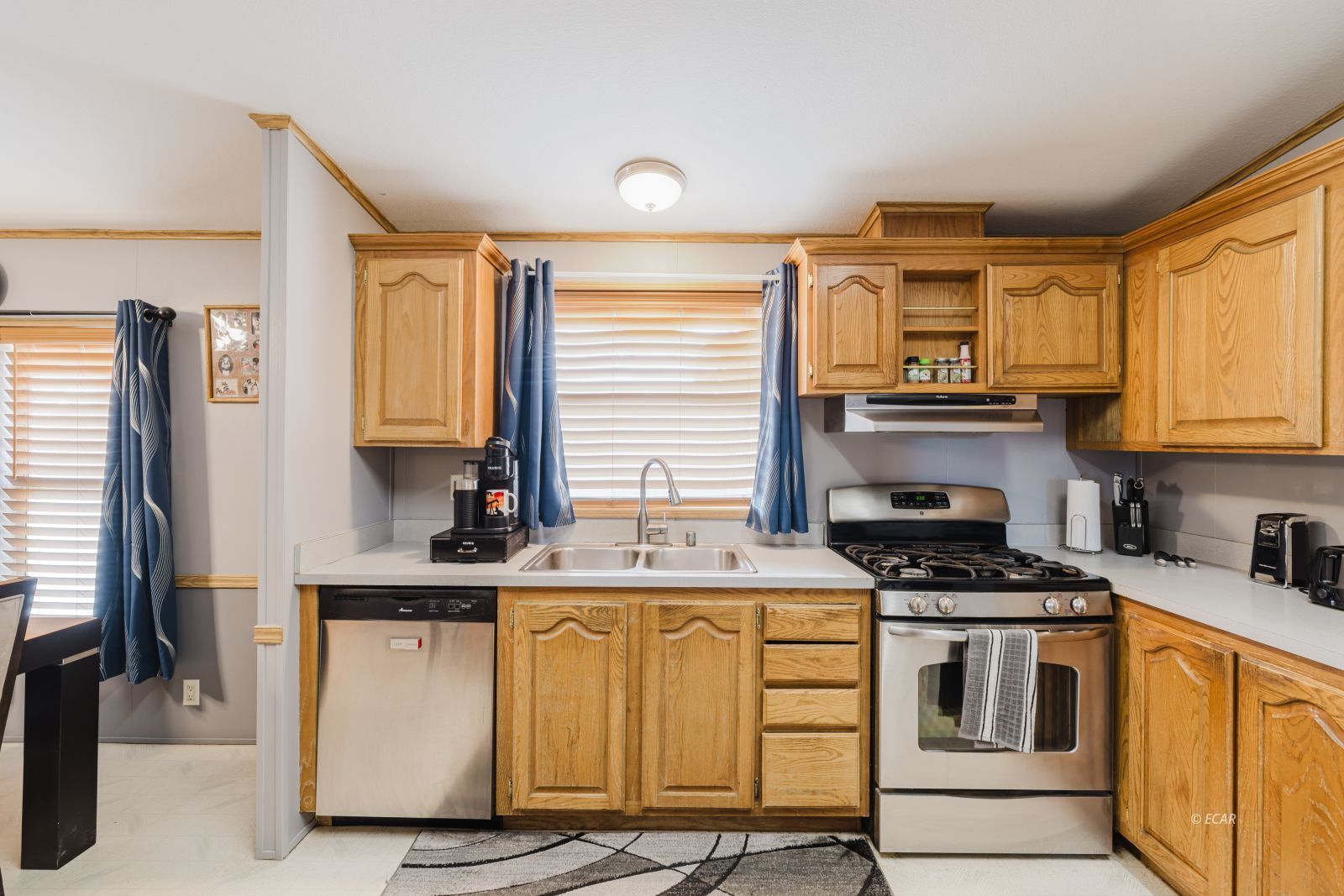 599 Holiday Drive Property Photo 18