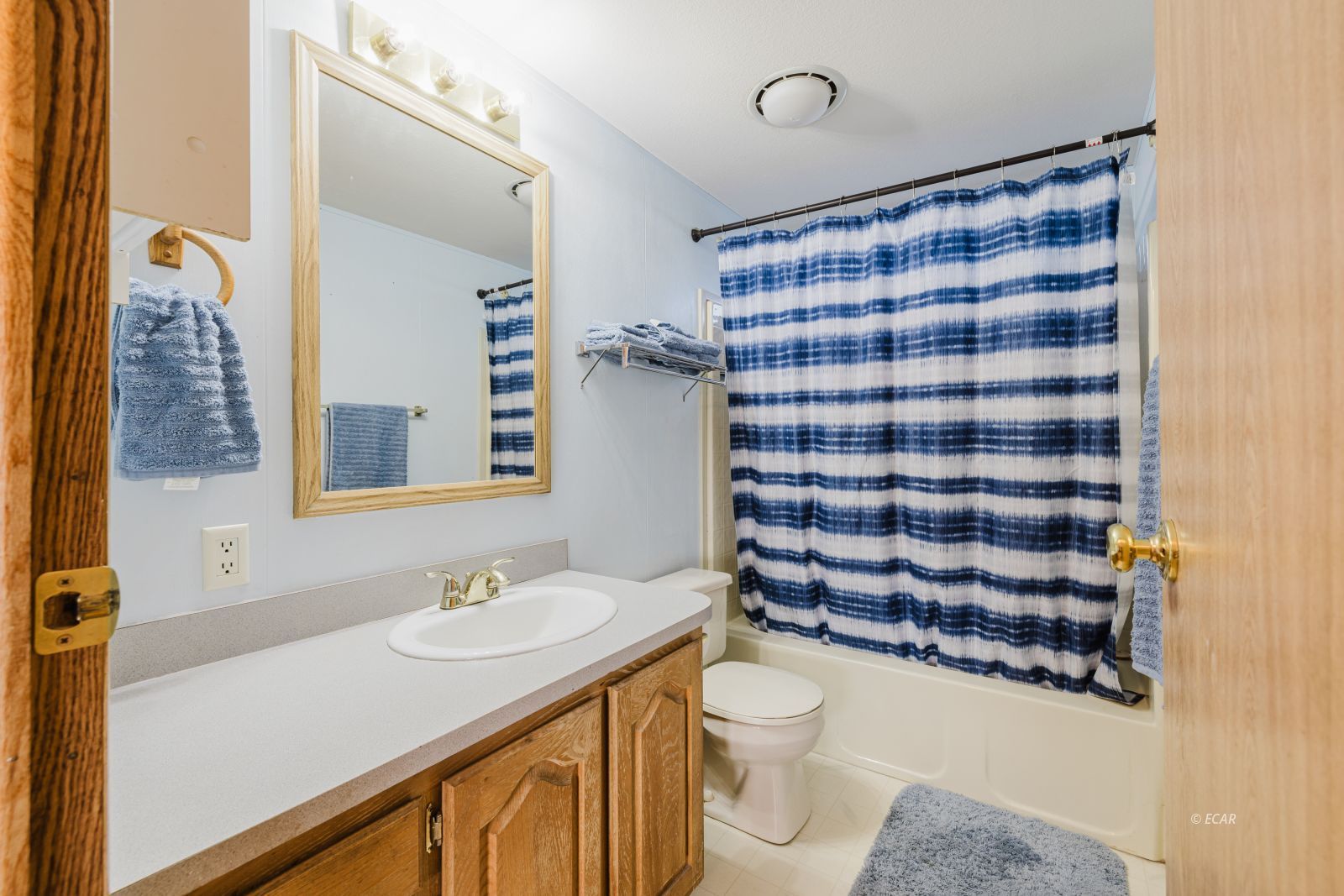 599 Holiday Drive Property Photo 27