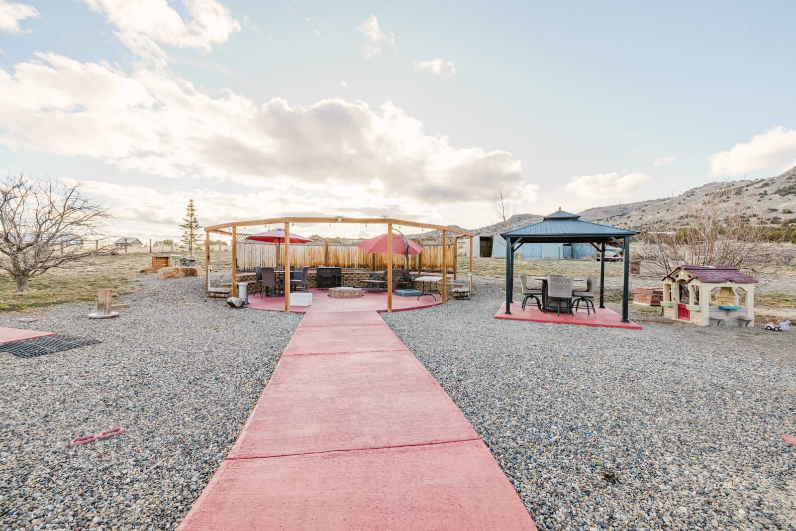 599 Holiday Drive Property Photo 35