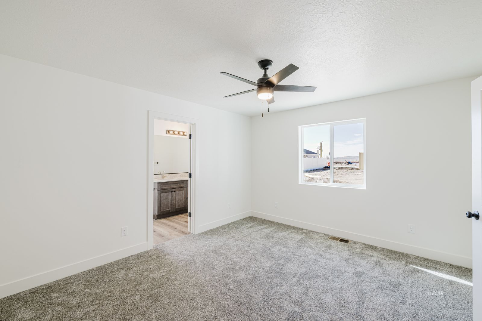 1287 Primrose Lane Property Photo 8